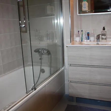 Piso En De 3 Con Terraza Y Cerca De La Playa Апартаменты *